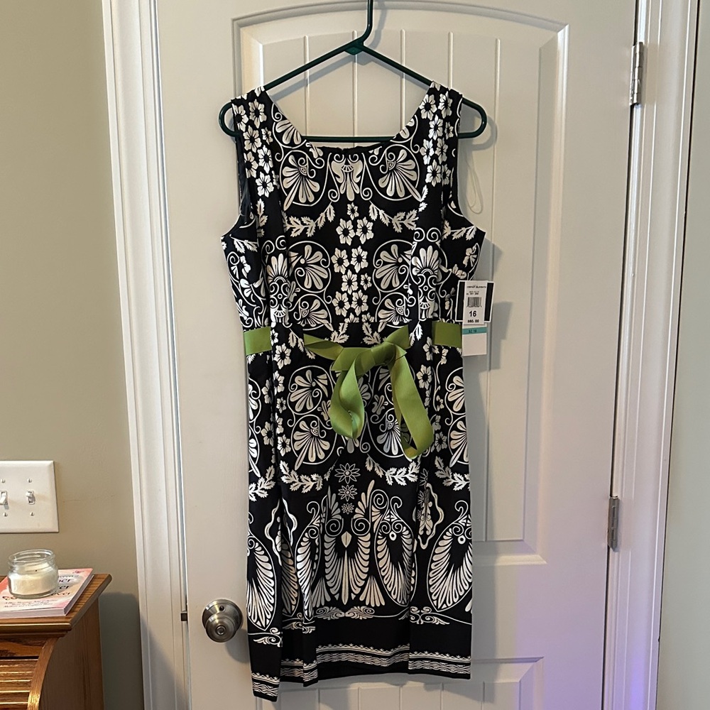 R&K Sleeveless dress
